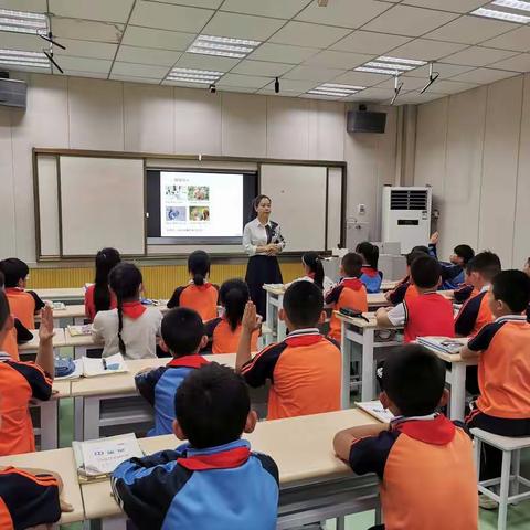 凝心教研  以研促教———梁水镇中心小学数学教研活动