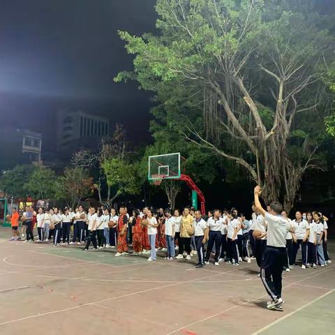 “趣味运动会  凝心又聚力”———柳州市柳江区壮语文学校附属小学首届教师体育节