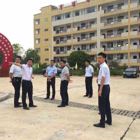 尊师重教新风尚、文明实践慰园丁 —李建平深入红星中学指导开展庆祝第36个教师节新时代文明实践活动