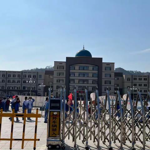 督查疫情防控，筑牢校园防线—卫生健康监督中心开展学校疫情防控监督检查