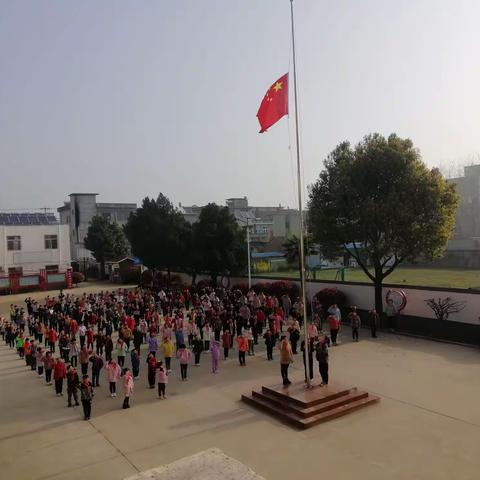 百年风华茂，奋斗正当时—三塔集镇周赵小学组织师生观看百年风华短视频