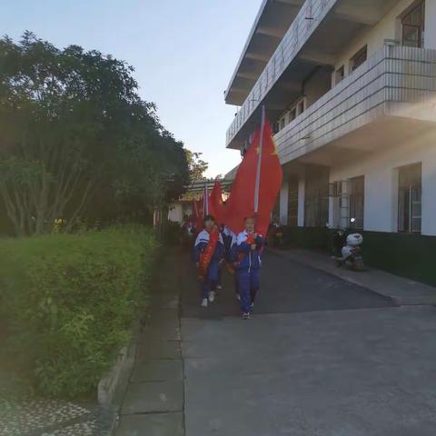 少先队建队日，让红领巾更鲜艳——天符中心小学少先队建队日纪念活动