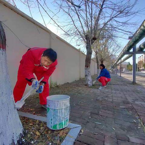 瑞达服务部：树木涂白好过冬