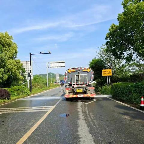 创一份洁净环境，建一片漂亮景致！