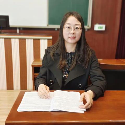 深研精析明方向 学科素养再提升——记英语组第二次主题教研活动