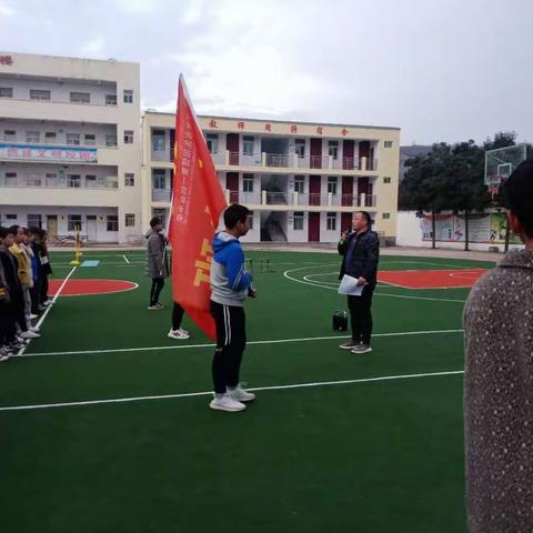 我们都是追梦人         ―朱阳一中期中考试总结