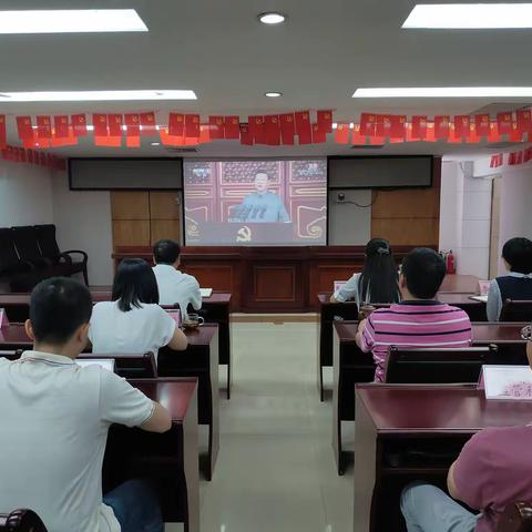 钦州银保监分局《没有共产党就没有新中国》快闪庆祝中国共产党成立100周年