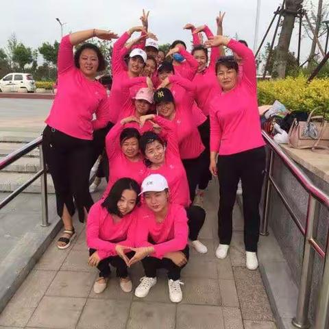 走近好人 学习好人 争做好人》运动