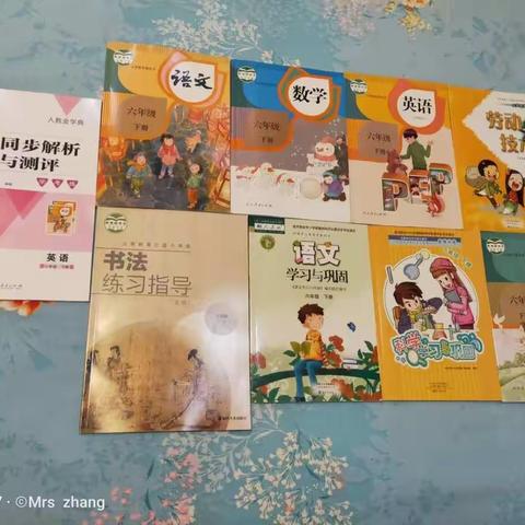 商隐小学六年级“爱书护书，最美课本”养成教育