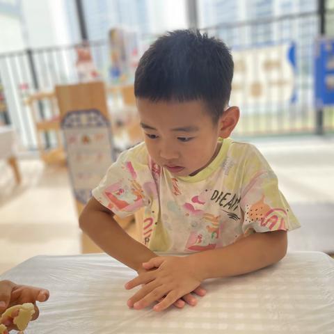 多彩中秋，快乐无限—青岛西海岸新区第二实验幼儿园大一班系列活动