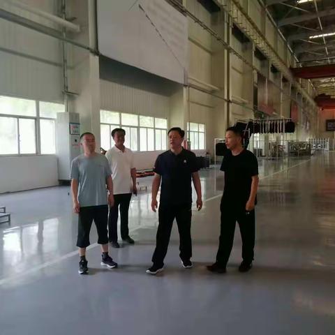 区领导王学锋现场督导重点项目建设