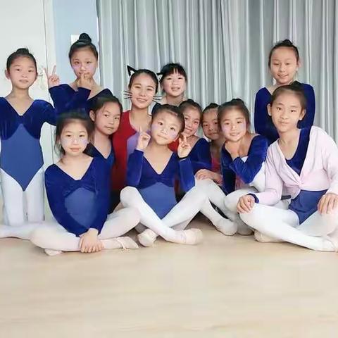 艺星舞蹈--五级班宝贝可爱的小仙女们😊