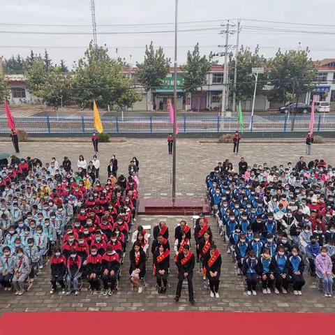 苟仁九年制学校庆祝第38个教师节暨2022年秋季开学典礼
