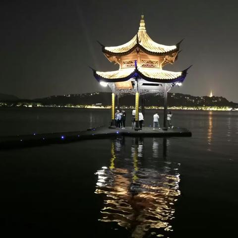 时隔三十年，再游西湖！