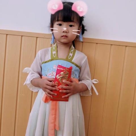 展民俗 吃大席”—百灵幼儿园宝宝班“吃大席”活动