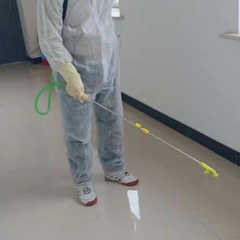 海格校园大清洁，科学消杀筑长城
