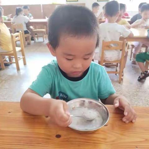 记录小宝第一周幼儿园点滴生活
