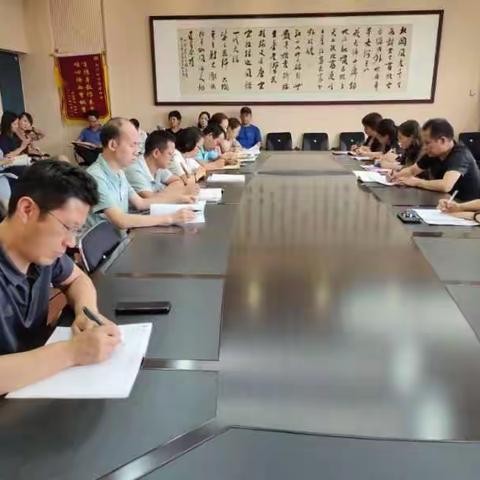 传经送宝  助力中考——市育才中学召开新老毕业年级教师经验交流会