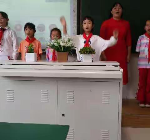 大理州实验小学152班开展“法治教育 伴我成长”主题中队活动