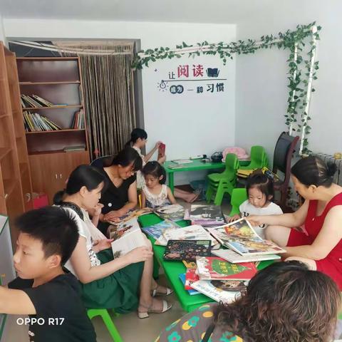 青州微笑公益阅读~普通社区家庭故事会