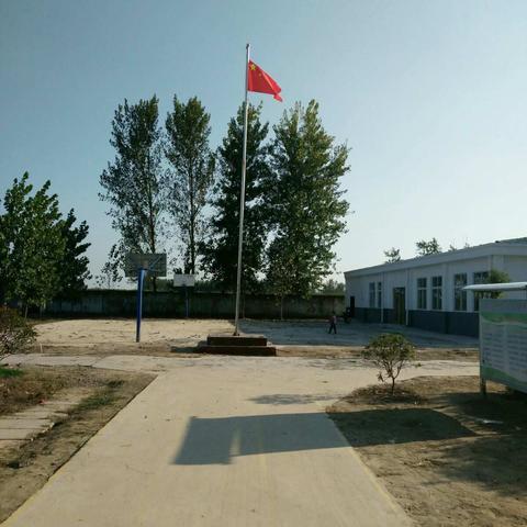 奋进中的沙集乡郑海小学