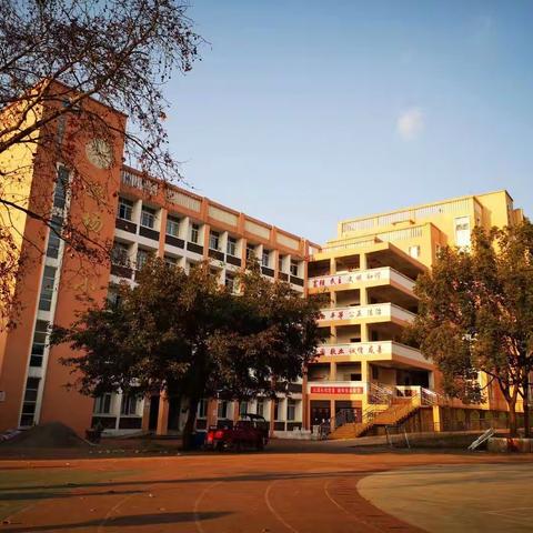 “教学相长，青蓝互滋”——巡场一小“青蓝工程”师徒结对仪式