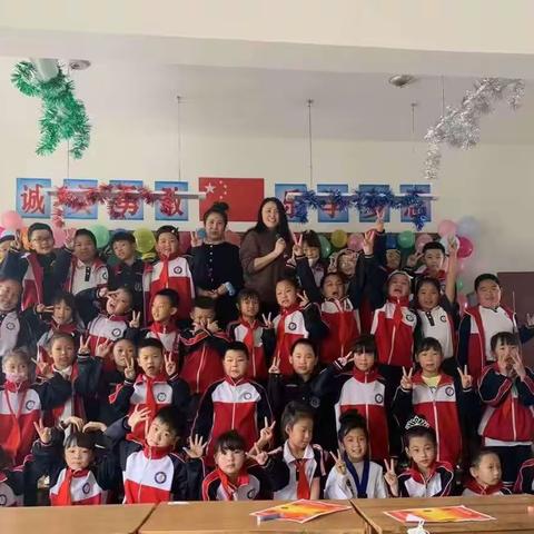 “暑”光下的精彩——雷炎小学三年一班暑假素养提升创意作业剪影