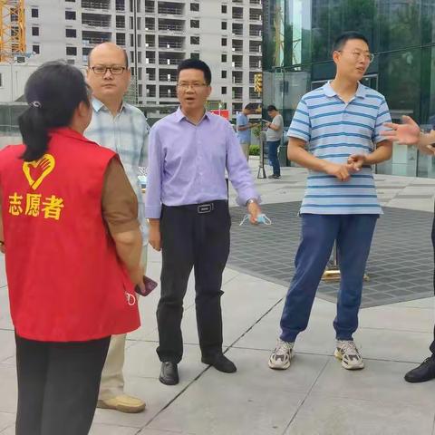 【新时代丈八】“保驾护航十四运，疫苗接种我先行”——绿地世纪城社区组织便民疫苗接种活动