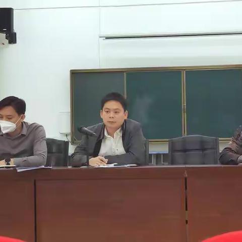 同心协力，共同奋进——文昌市东郊中心小学2022年秋季学期后勤部门述职报告会