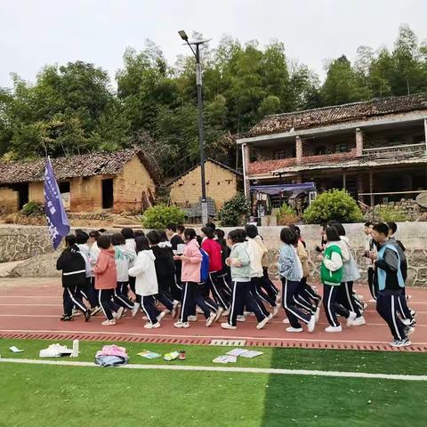 乘风破浪🏄🏻昂首远航🚣🏻 —格楠初二2106班