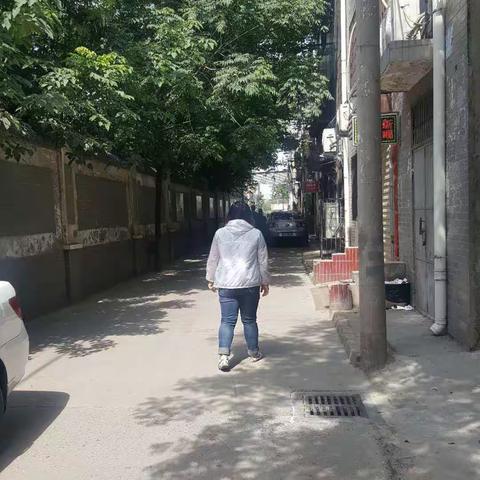 阳光村社区继续加强流浪乞讨人员的排查工作