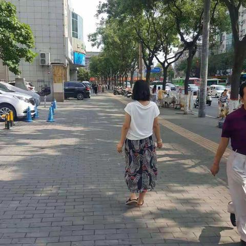 阳光村社区加强流浪乞讨人员的排查工作