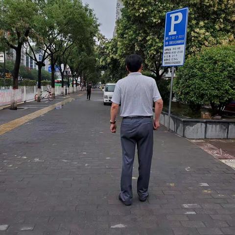 阳光村社区继续加强流浪乞讨人员的排查工作
