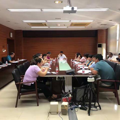 市商务局召开关于海口市家政服务业政策修订座谈会