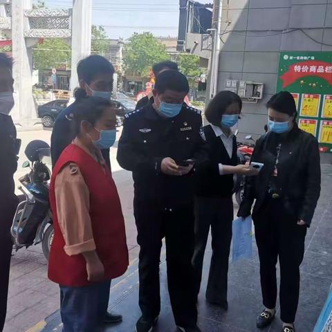 【百万警进千万家】眉县公安局槐芽派出所检查“陕西健康场所码”落实情况