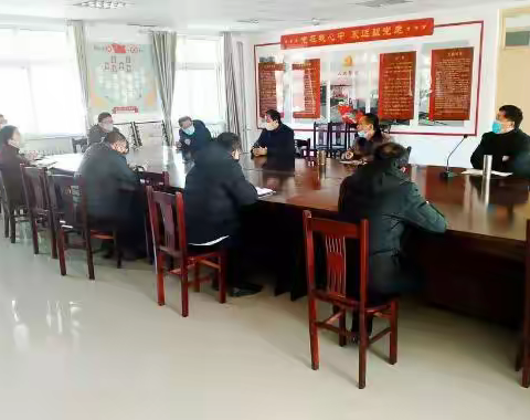 坚守教师本色，肩负使命担当
