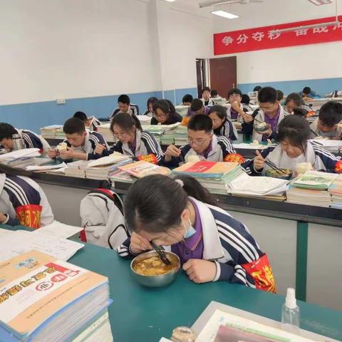 校园光影,印记青春——高陵区耿镇中学九年级三班风采纪实