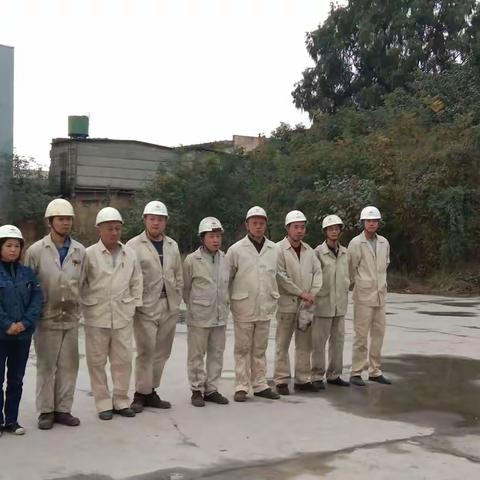 斗志昂扬，吹响胜利的集结号