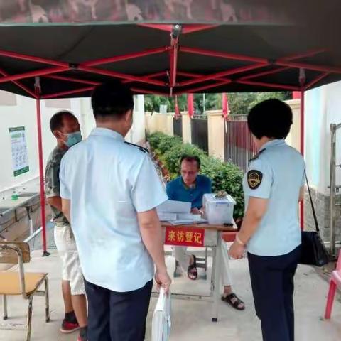 严防严控      确保学校食堂食品质量安全