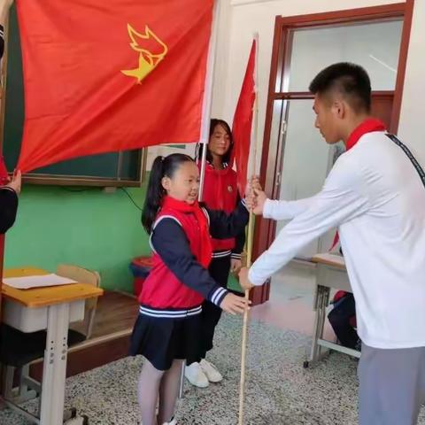 小塔子乡学校入队仪式