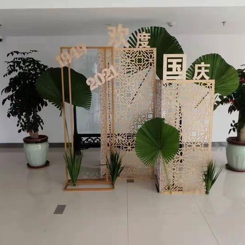 十月份工作总结（区政府物业服务项目）