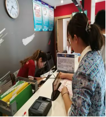 北坦街道华黎社区宣传扫黑除恶专项斗争