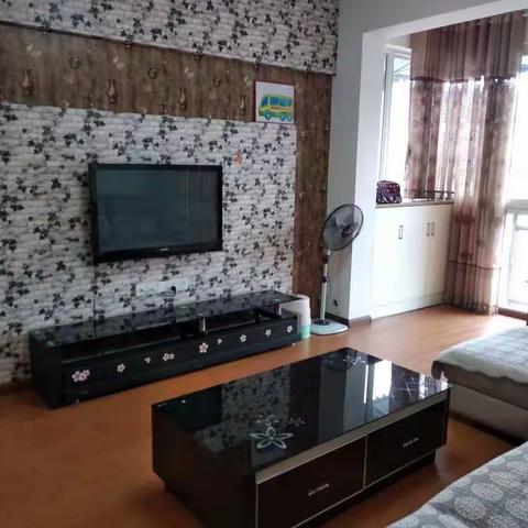 急🔑森林半岛6跃7产权103 ，实际210屋顶花园已做！4室3厅2卫！老证63万8！发财热线66857