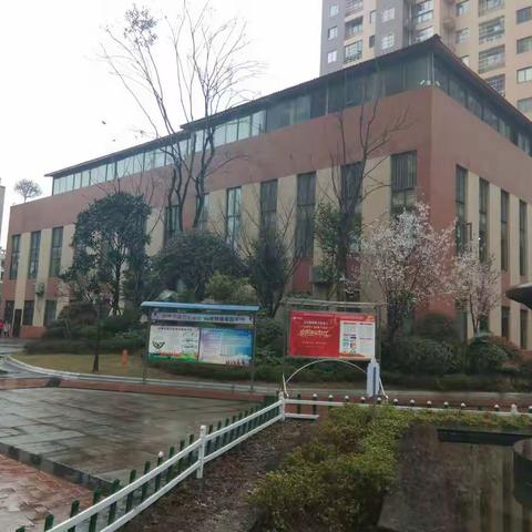 急❤️🔑城北一号61万8面积110多322！性价比高10楼厨房带个大阳台采光好！诚心出售67527，69398，64348