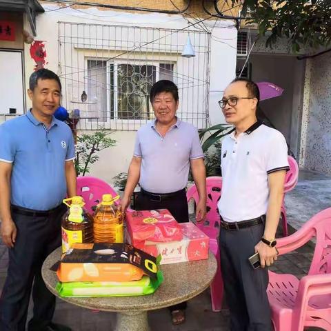 菜篮子党支部开展春节前走访慰问老党员活动