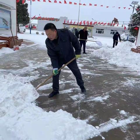 “请党放心 冬奥有我”﻿﻿江家屯镇除雪在行动