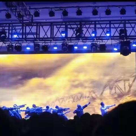 学恩来精神，明使命担当