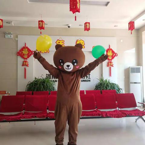 律回春晖迎开门首篇，雄才汇聚看百日竞渡