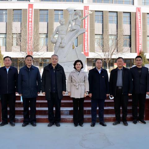 实地调研指导 护航平安校园——闫利艳副市长莅临宣化区第一实验小学调研安全工作