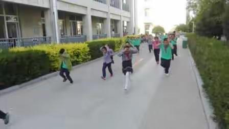 “避灾自救 珍爱生命” -- 康巴什实验小学2017-2018学年第二学期防震演练